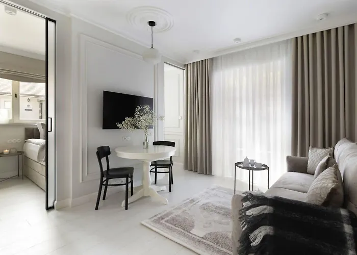 Apartment Szwarc By Elite